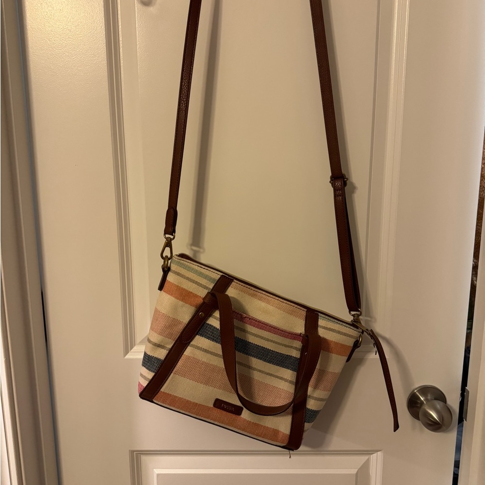 Fossil purse